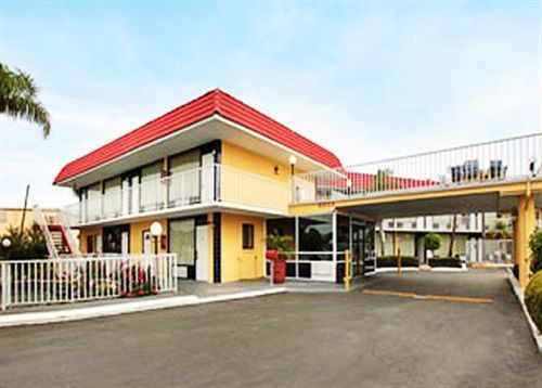 Express Inn & Suites Clearwater بينيلاس بارك المظهر الخارجي الصورة