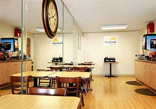 Express Inn & Suites Clearwater بينيلاس بارك المطعم الصورة